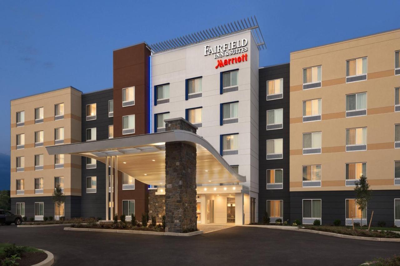 Fairfield Inn & Suites By Marriott Lancaster East At The Outlets Exterior photo